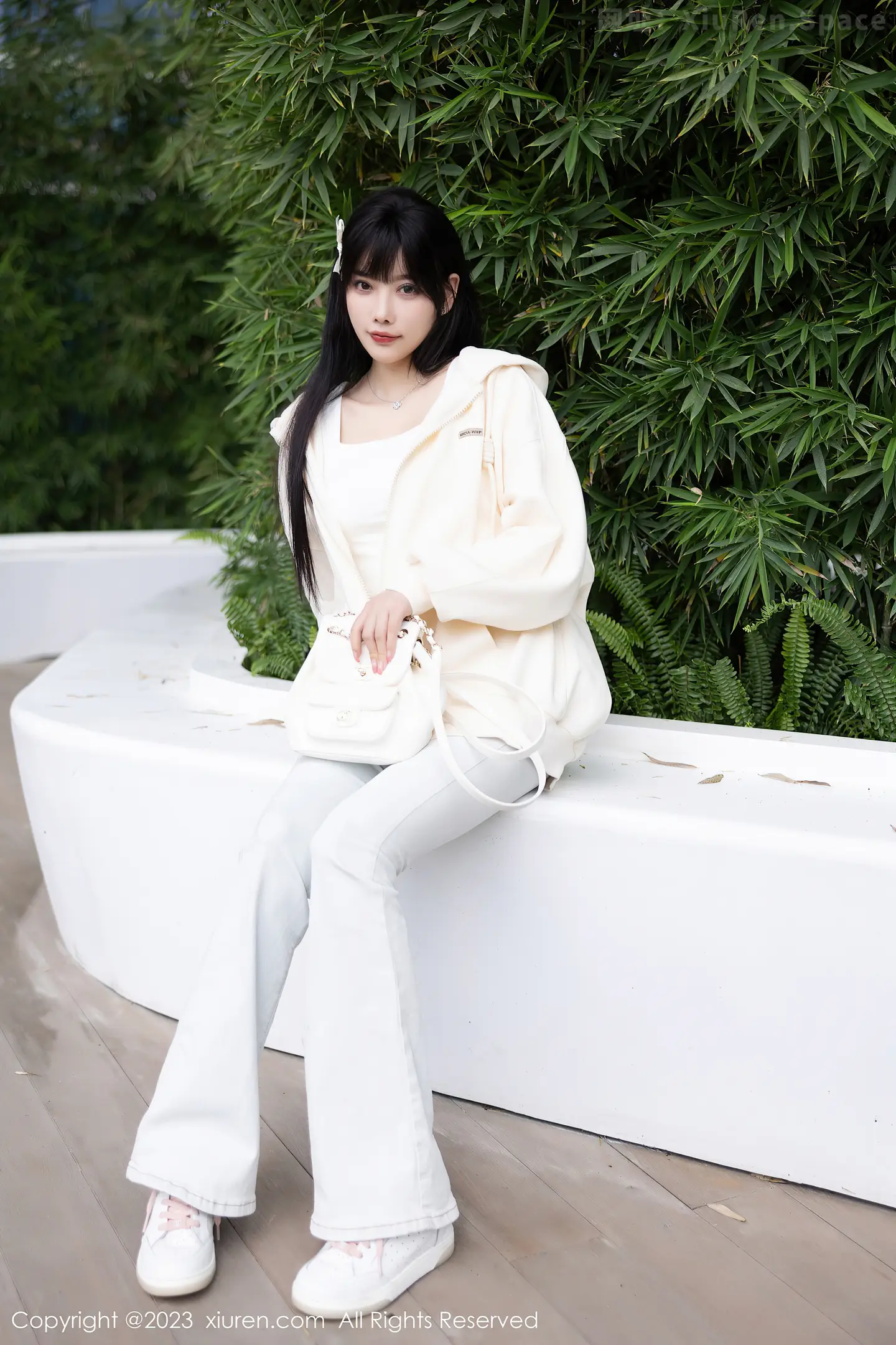 图片[6]-[XiuRen秀人网]2023.05.09 VOL.6707 杨晨晨Yome 粉色蕾丝内衣加肉丝美腿性感私房写真集-秀人网官方网站